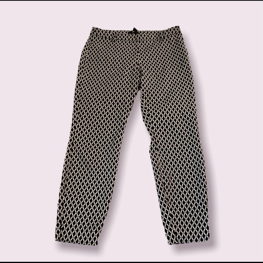 H & M Women's 8 Casual Pants Black White Geometric Pattern Stretch Mid-Rise